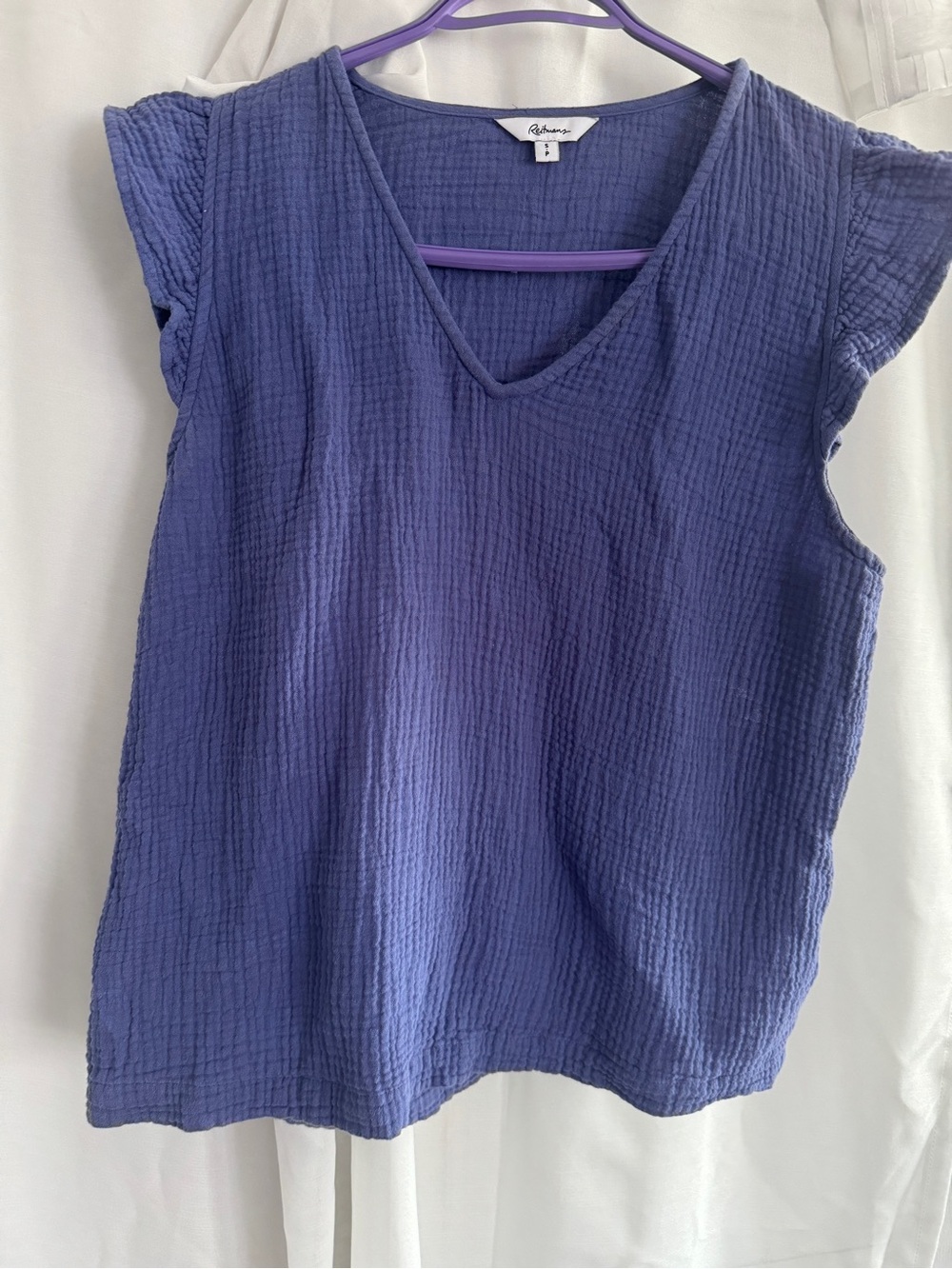 Reitmans Textured V-Neck Cap Sleeve Top in Periwinkle Blue